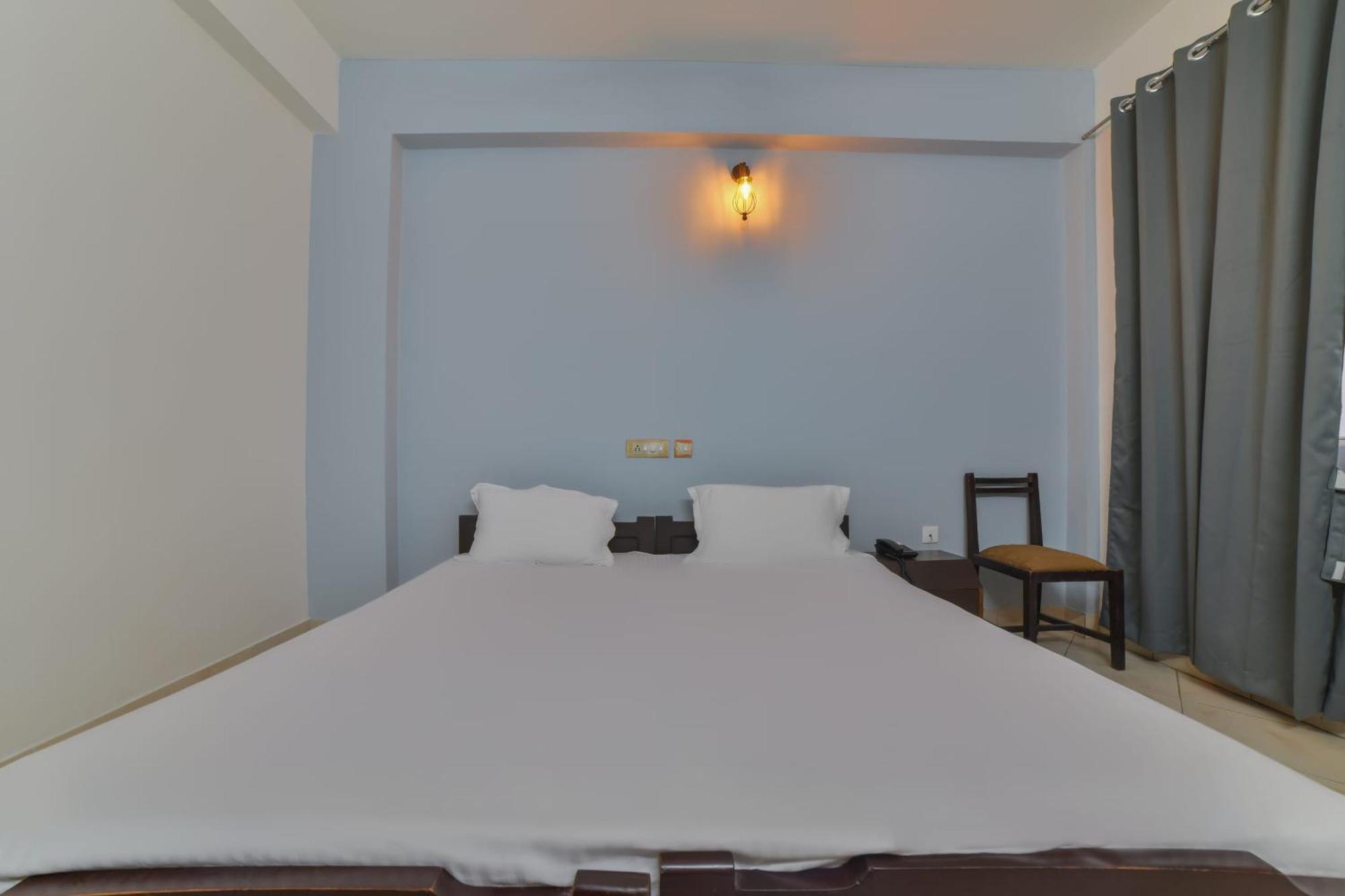 Hotel O Shubhankar Boma Kültér fotó