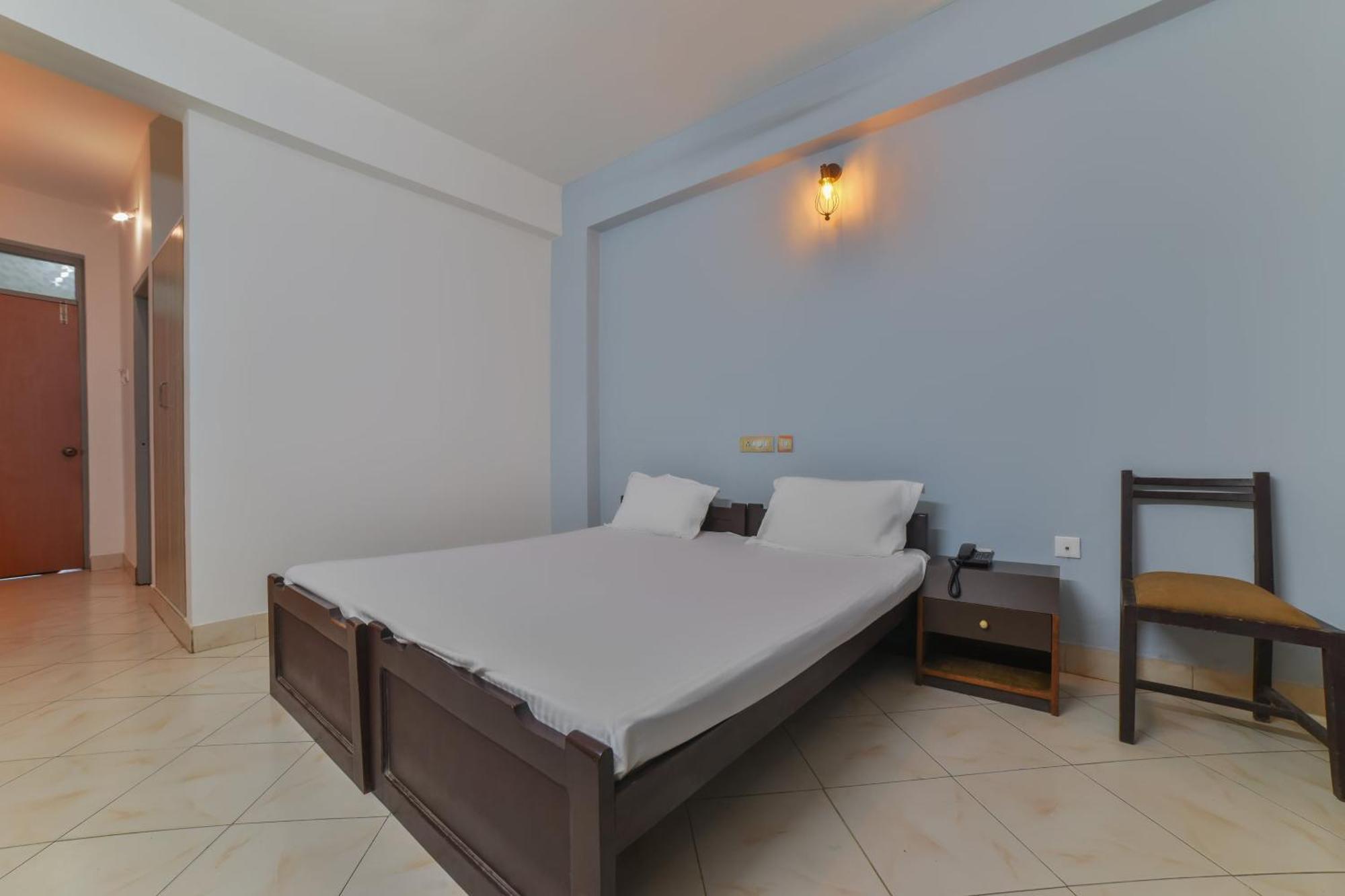 Hotel O Shubhankar Boma Kültér fotó