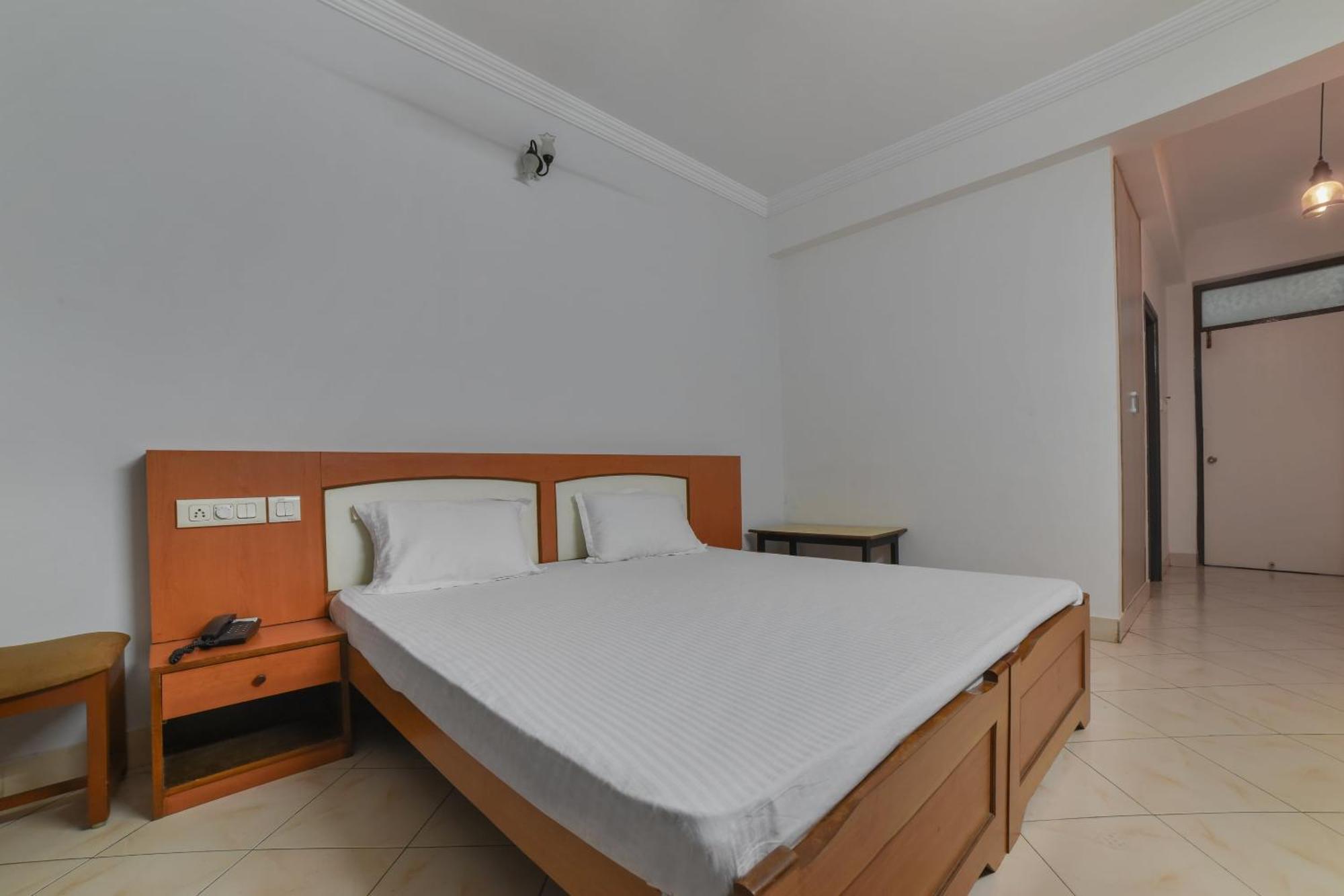 Hotel O Shubhankar Boma Kültér fotó